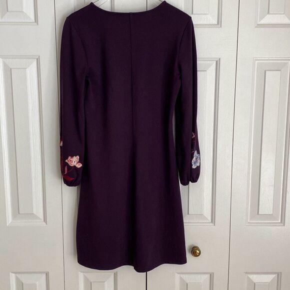 Ann Taylor Embroidered Sleeve Flare Dress V Neck Purple Plum‎ Size XS - Picture 6 of 8